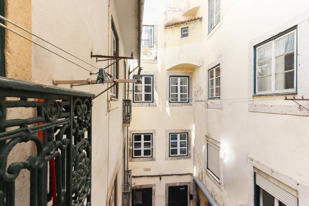 Santos Tiny Studio By Homing Lisboa Exteriör bild